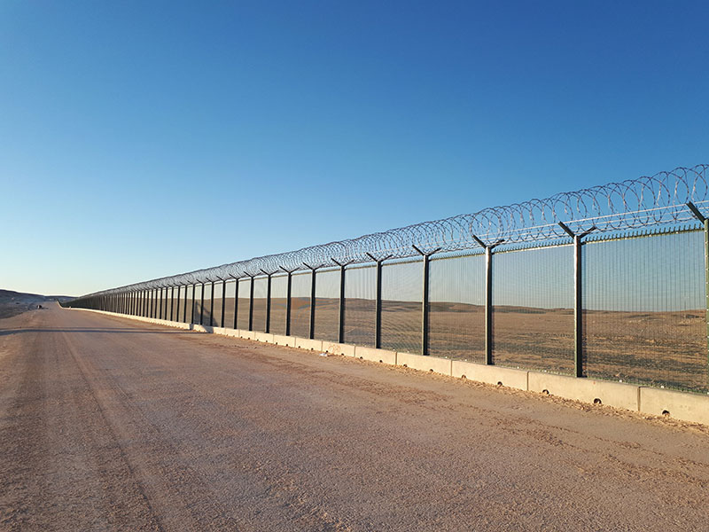 A1 UNICO Shield: Welded Wire Mesh Fence
